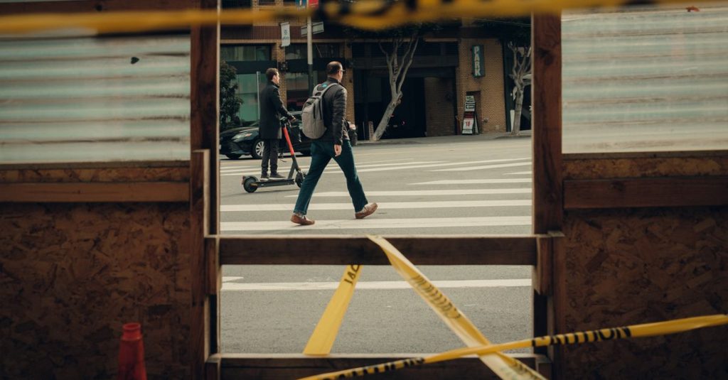 רעש מלאכותי ברכב חשמלי (AVAS): למה זה חובה בחוק