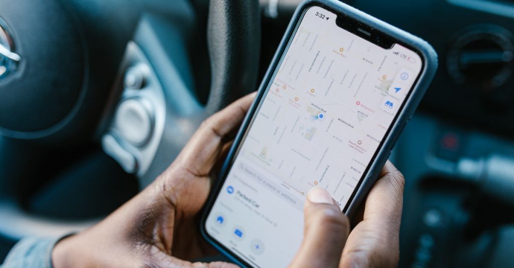 אפליקציות ניווט בישראל: Waze מול גוגל מפות